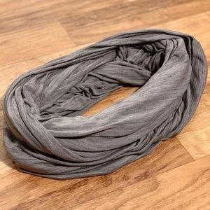 Loveappella Novelty Circle Infinity Scarf